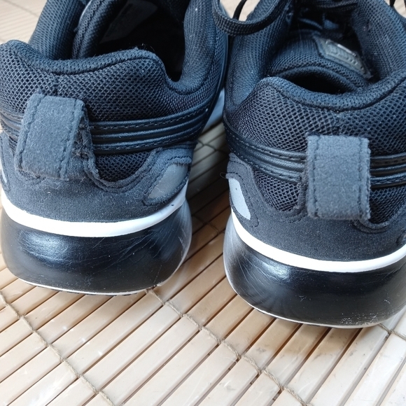 Puma Arial womens Size 7.5 Black/White Casual Running Shoes 4600001033. 314pm - Picture 6 of 10